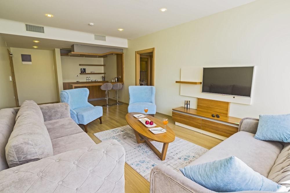 Alesha Suite Otel Τραμπζόν Εξωτερικό φωτογραφία